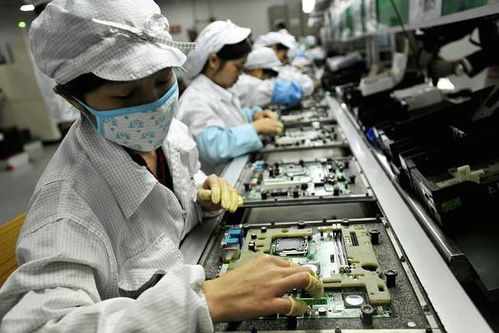 富士康招募1.2万大学生 郭台铭称为 实体经济接班人
